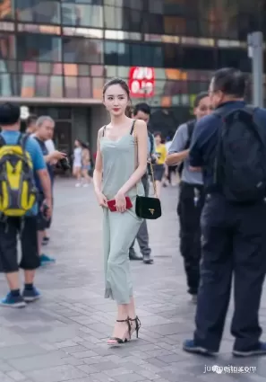 街拍看到你我知道了什麼是一見鐘情