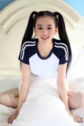 溫馨baby - 極品美少女校服系列 [UXING優星館] Vol.027 寫真集