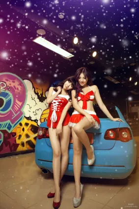 甜美可愛姐妹花 - 聖誕香車魅影圖片合集