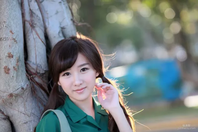 李思娴《北一女中校服外拍》寫真集
