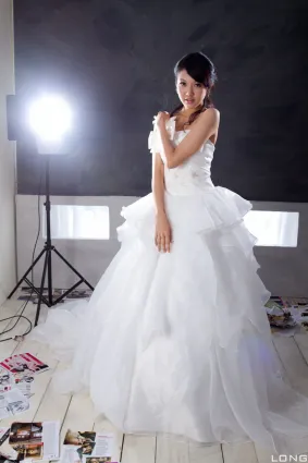 台灣美女模特陳玮廷Jill《婚紗之白》寫真集