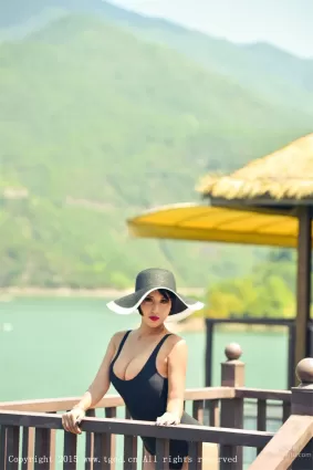 娜依靈兒《雲曼旅拍》清新人體藝術系列 [TGOD推女神] 寫真集