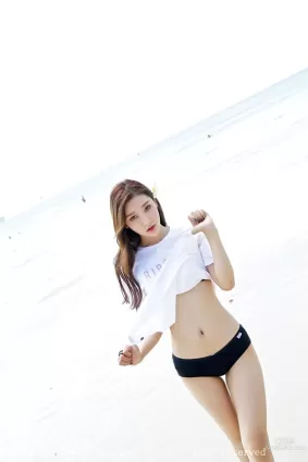 李筱喬JoJo《普吉島旅拍》海邊唯美系列 [TGOD推女神] 寫真集