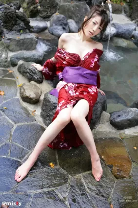[@misty] No.216 Yuuri Morishita 森下悠裡 寫真集