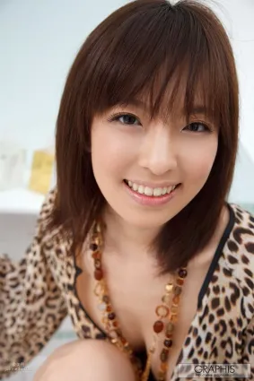 ましろ杏/真城杏《Glamour Girl》 [Graphis] Gals 寫真集