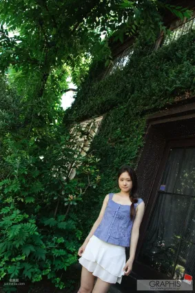 Midori Mizuno 水野碧 [Graphis] First Gravure 初脫ぎ娘 寫真集
