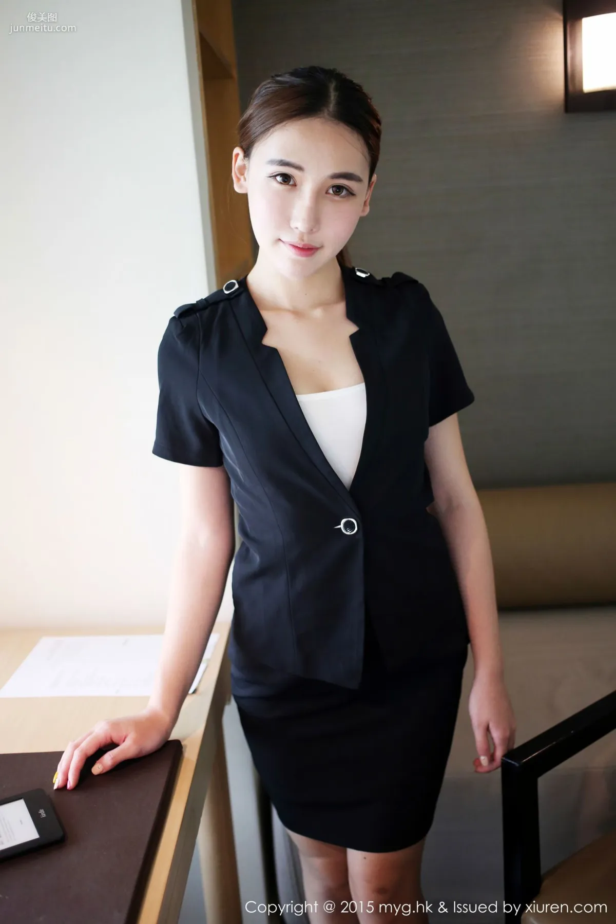 熊吖BOBO《老师制服诱惑》 [美媛馆MyGirl] Vol.161 写真集1