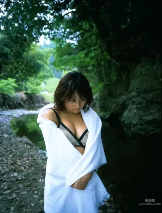 [NS Eyes] SF-No.111 Risa Tani 谷理沙 寫真集