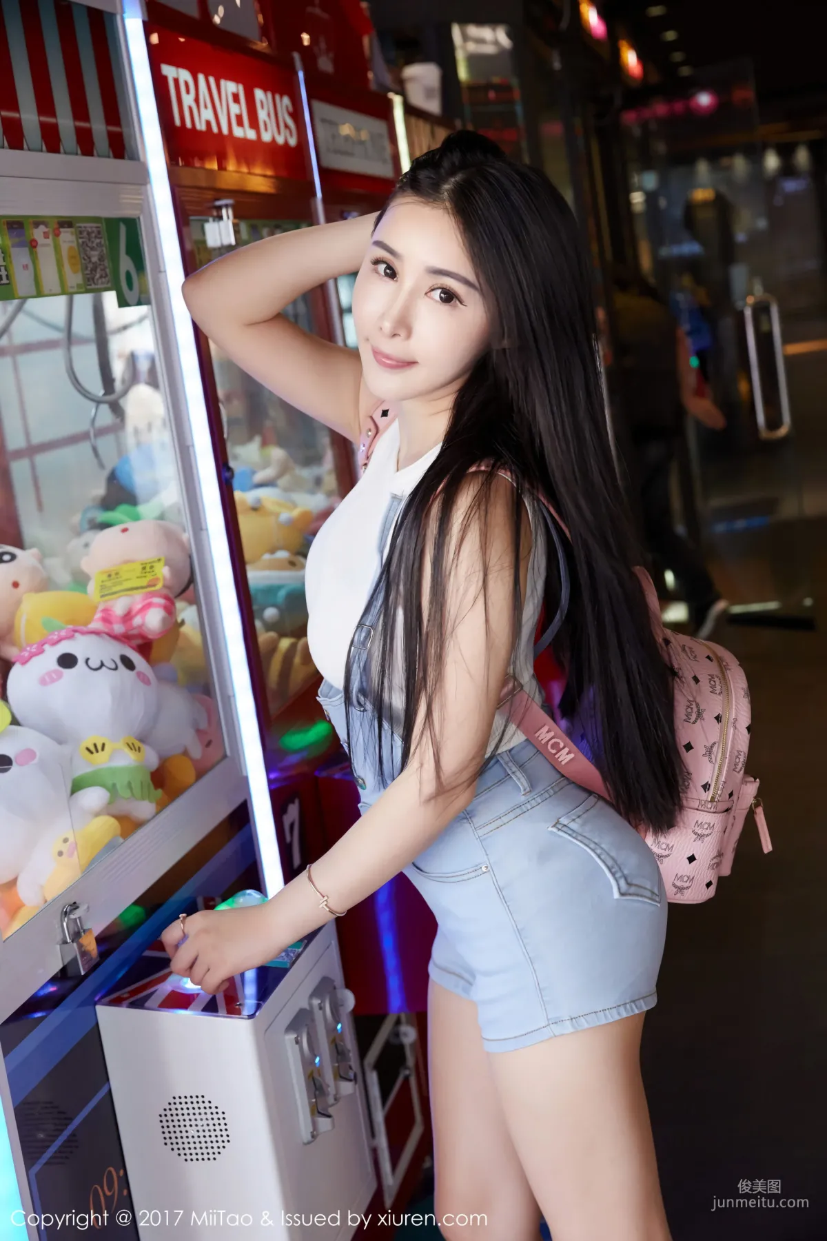 萱萱Cecilia《牛仔女神+街拍》 [蜜桃社MiiTao] Vol.084 写真集1
