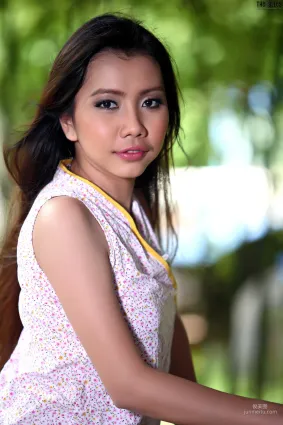 Mayavee《小清新妹子》 [The Black Alley] 寫真集