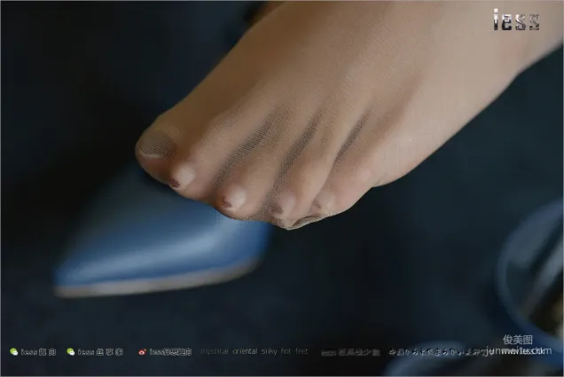 絲足便當160 婉萍 《婉萍的咖啡絲I》[IESS異思趣向] 寫真集