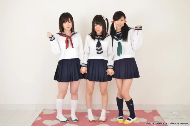 夏乃ひまわり+ 一乃瀬るりあ+瀬戸愛莉 tsu∞na∞gu Set02 [LovePop] 寫真集