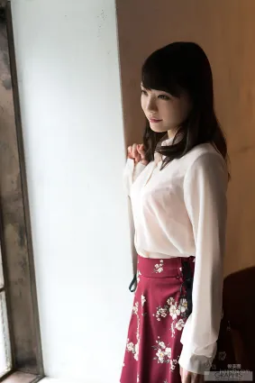 鈴村あいり/鈴村愛裡《Sexually Attractive》 [Graphis] Gals 寫真集