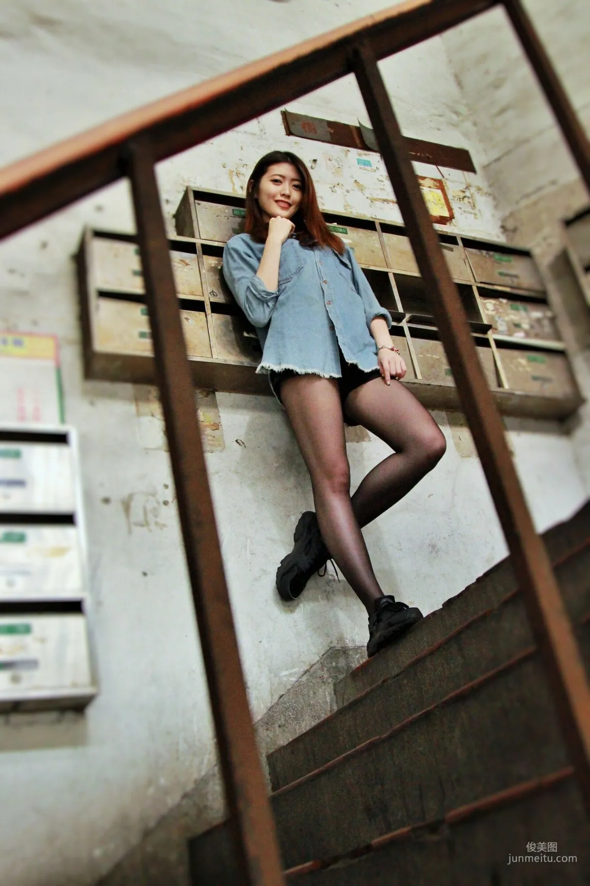 [台湾女神] Brindy薛薛《龍山寺+圣诞夜拍》 写真集10