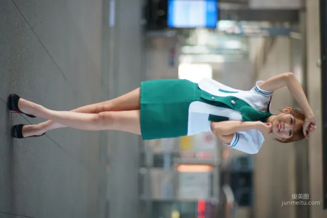 [台灣女神] 蘇郁媛《烏日高鐵～空姐制服》 寫真集