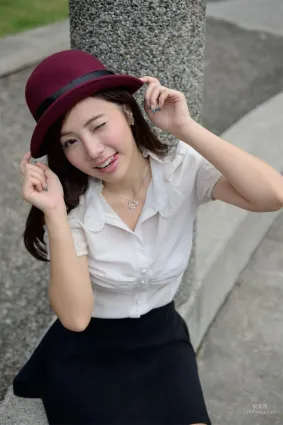 [台灣正妹] 陳思穎《師大陽光校園行》寫真集