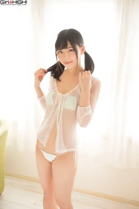 鳴海千秋《純情美少女 第2章 千秋の妄想イチィチャ編》眼帯ビキニ [Girlz-High] 寫真集