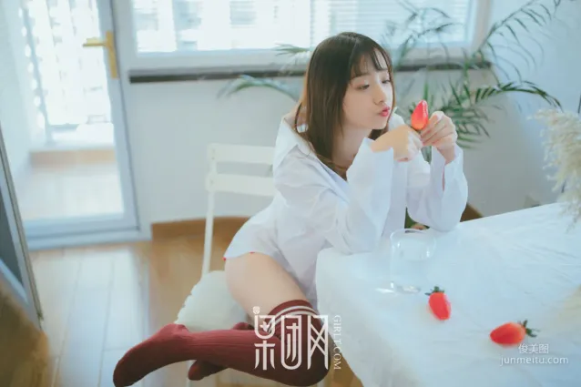 《草莓姑娘的甜美日常！》 [果團Girlt]熊川紀信 No.030 寫真集
