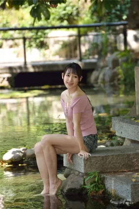 [台灣正妹] 比比《國美.時裝》熱褲街拍 寫真集