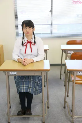 [Cosdoki] Hinano Asari 麻裡ひなの asarihinano_pic_seifuku1 寫真集