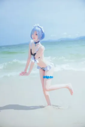 桜桃喵《蕾姆COS》 [蘿莉COS] 寫真集