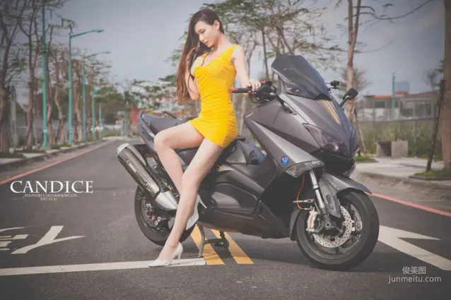 蔡譯心Candice《動感時尚機車女郎》 [台灣女神] 寫真集