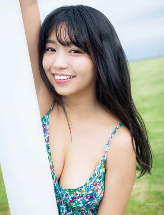 [FRIDAY] 大原優乃 《混浴デートへGO いま最もグラビアの神に愛される18歳》寫真