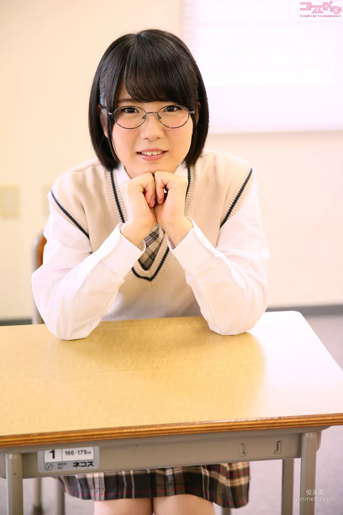 美咲光(美咲ヒカル) misakihikaru_pic_seifukumegane1+2 [Cosdoki] 写真集5