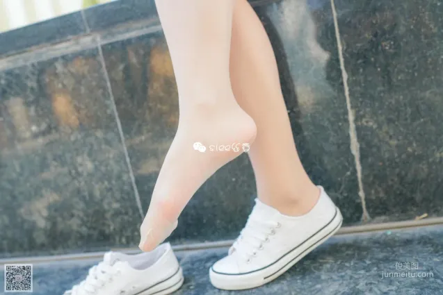 佳佳《邂逅你，是我的緣》 [絲意SIEE] No.330 寫真集