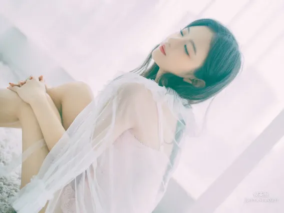 Shika小鹿鹿《浴缸》 [COSPLAY福利] 寫真集