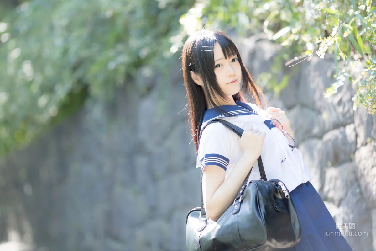 まきろん。《君夏 - 君と僕の夏休み》 制服  写真集1