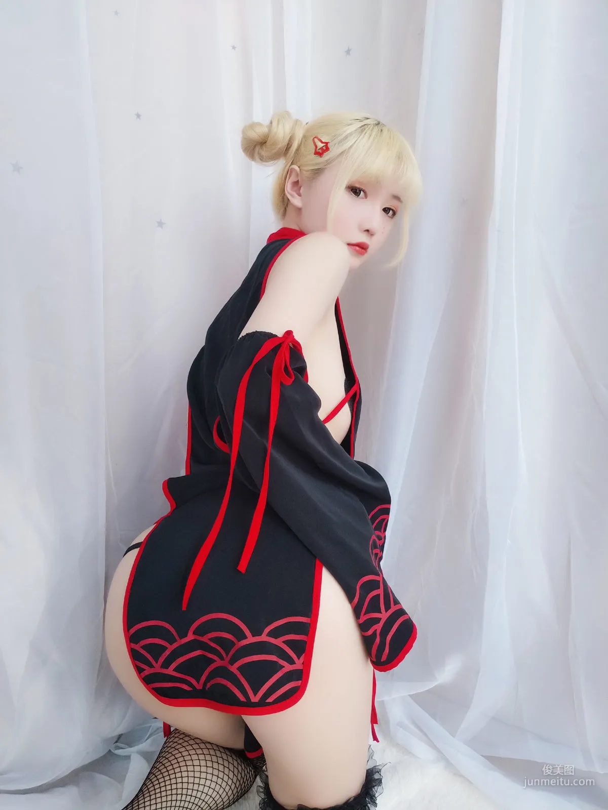 星之迟迟 《幼齿僵尸包》 [福利COSPLAY] 写真集8