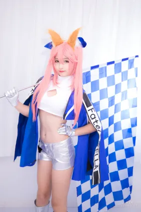 神楽坂真冬《目標はあなた、エンジン全開！！》 [蘿莉COSPLAY] 寫真集