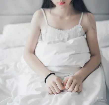 《無邪的笑容》 [喵糖映畫] VOL.006 寫真集