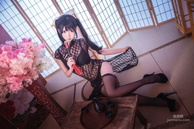 面餅仙兒《黑絲情趣旗袍》 [福利COSPLAY] 寫真集