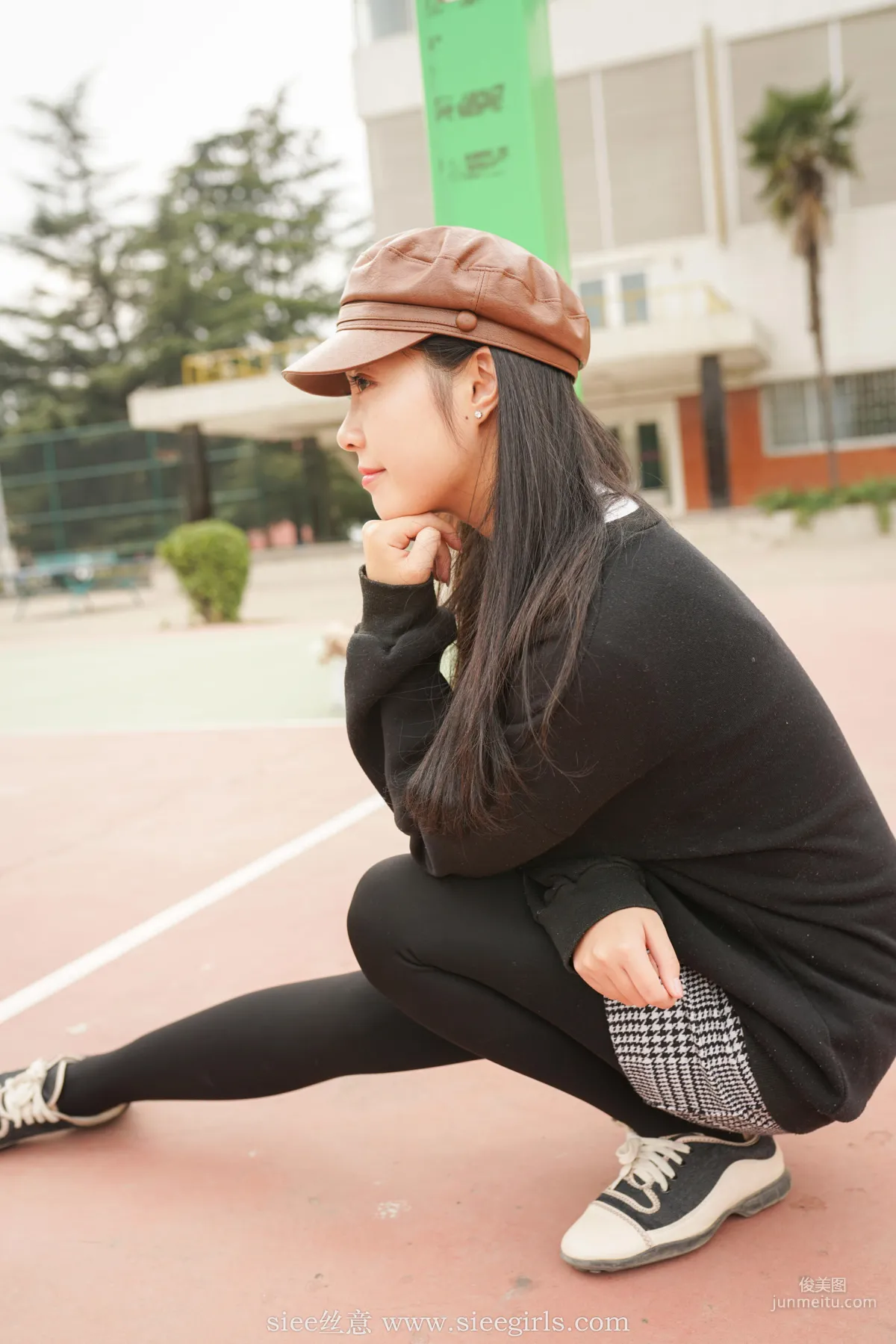 熊熊《新的一年学姐陪你》 [丝意SIEE] No.403 写真集1