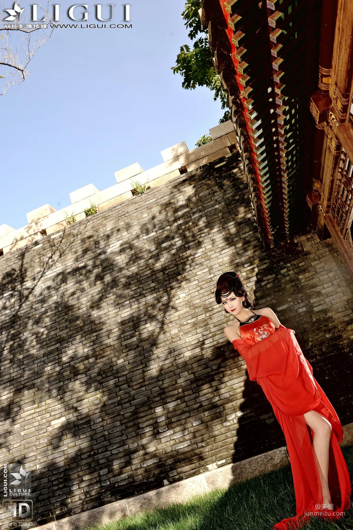 Model 可馨《绝色古典美女》 [丽柜LiGui] 美腿玉足写真图片1