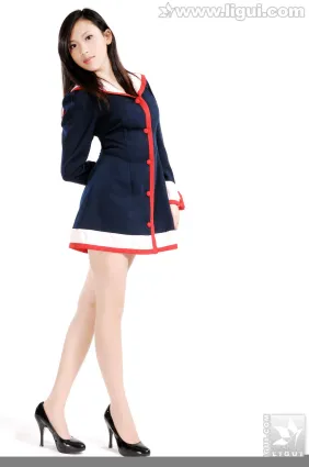 Model 左左《純情極緻的高跟風情》 [麗櫃LiGui] 美腿玉足寫真圖片