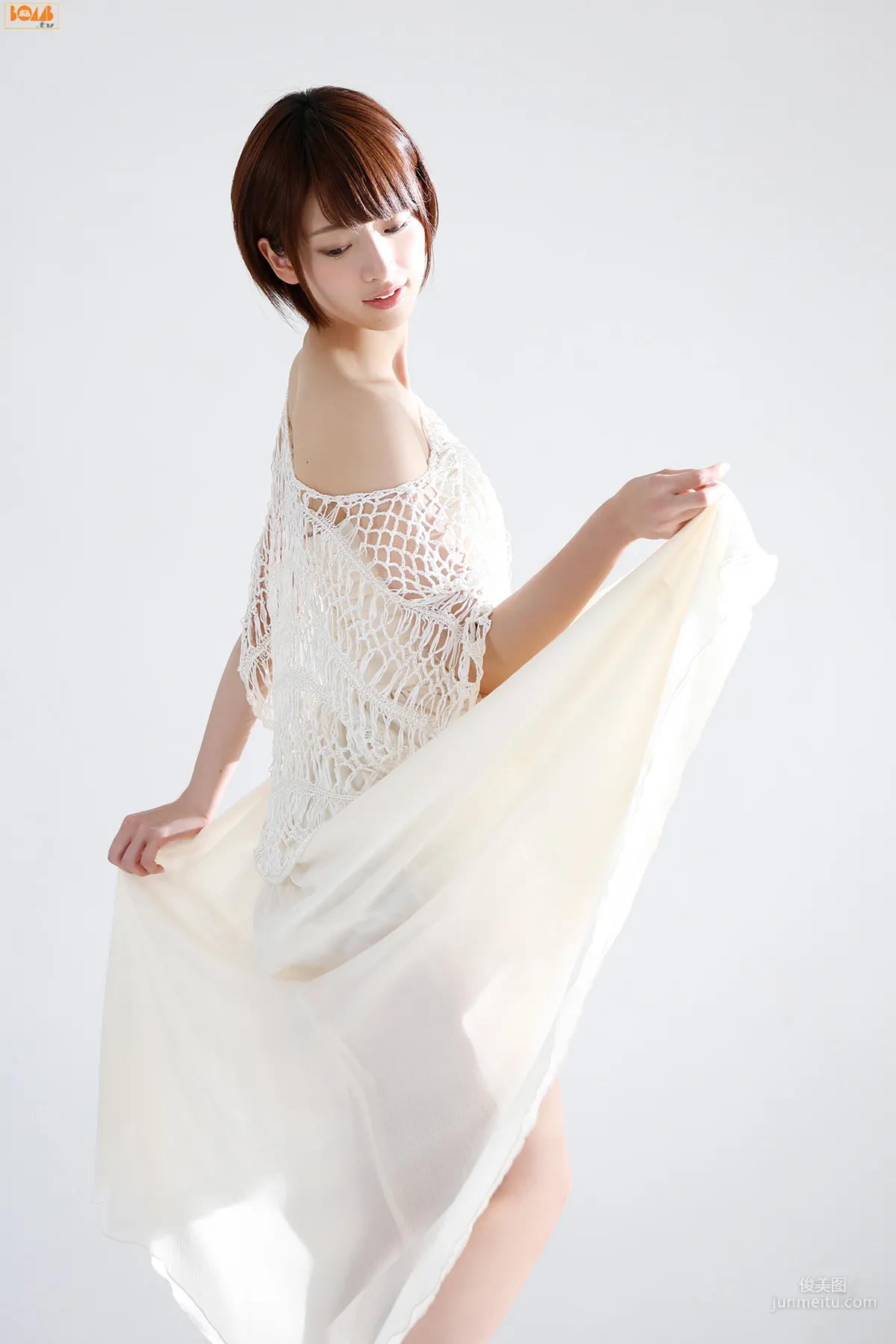 Nanami Hashimoto 橋本奈々未（乃木坂46成员） 写真集 [Bomb.TV] 2013年06月号 1