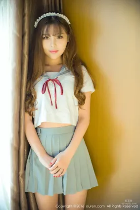 周予然《高中校服戶外爆乳，經典日系校服》 [秀人網XiuRen] No.651 寫真集