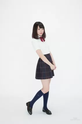 萌木七海《高身長+Gカップ+ロリフェイスちゃん入學！》寫真集 [YS Web] Vol.652