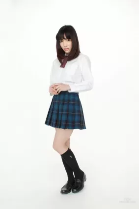 今野杏南《純情あらわ。Fカップ入學!》寫真集 [YS Web] Vol.479