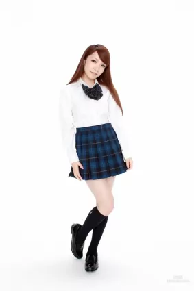 平山藍裡《女子高生入學》寫真集 [YS Web] Vol.463