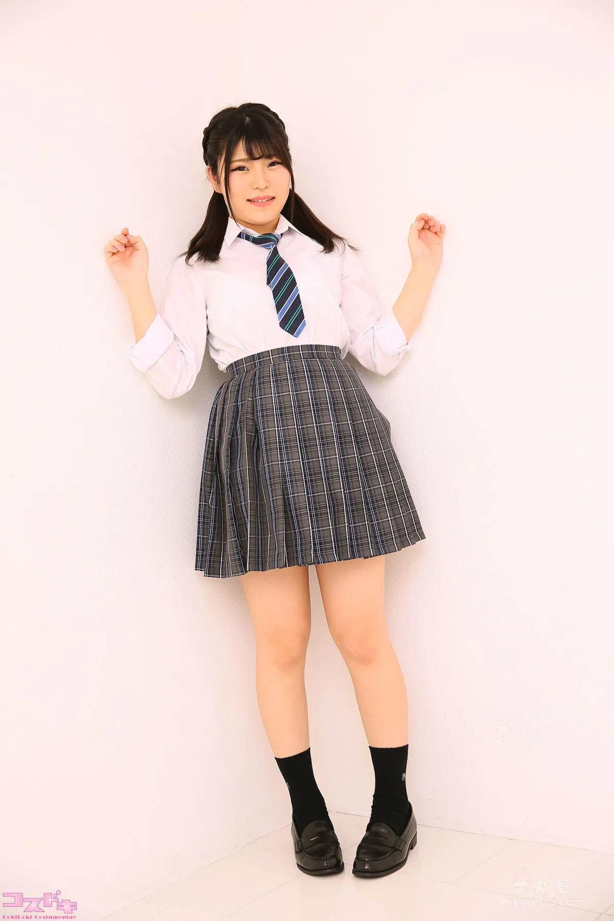 [Cosdoki] 城田ゆあ shirotayua_pic_seifukutie1+2 写真集1
