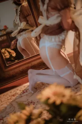 COS少女星野咪兔 《透明女仆》 寫真集