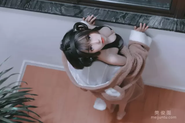 芋圓侑子SJ 《魔王的新娘 小惡魔》 寫真集