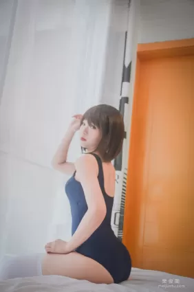 萌妹是青水 《死庫水》 寫真集