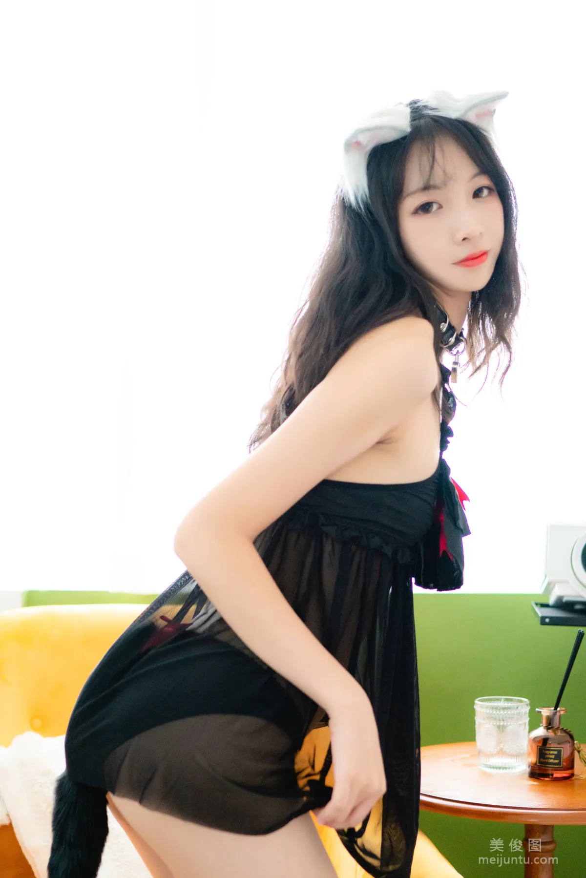 二次元妹子西瓜 《猫尾私房》 写真集1