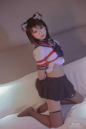 [美女Coser] 是青水 《貓耳調教》 寫真集