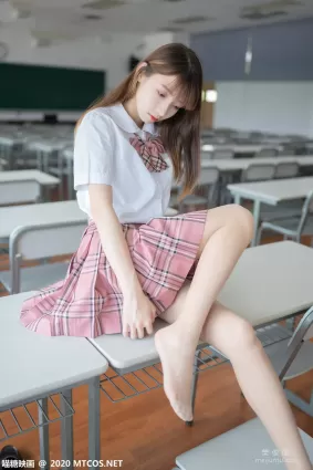 [喵糖映畫] JKL.009 《粉格JK制服》 寫真集